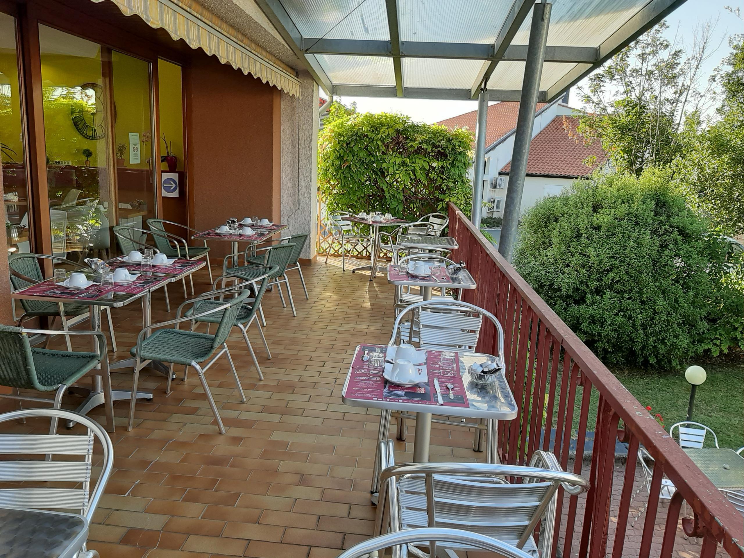 Sure Hotel By Best Western Saintes Exterior foto